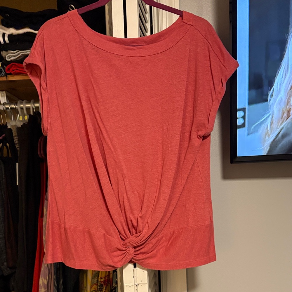 Liverpool Women's Short Sleeve Red Top